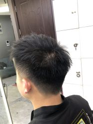 -藤野造型烫发染发