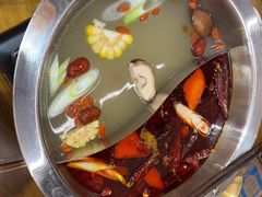 -黔哆哆地摊酸汤火锅(清湖店)