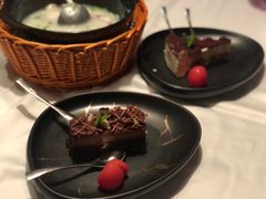 -翡翠小城·海鲜豆捞·广式点心(老佛爷店)