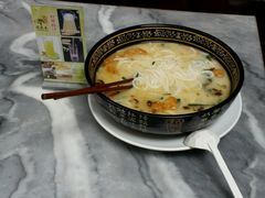 -蔼若春.传承三十年云南菜(金碧公园店)