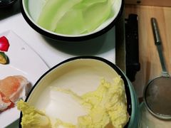 -洪氏嗨捞·猪肚鸡火锅(阳光天地店)