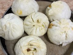 猪肉芹菜粉条包-和顺源· 臊面包子(西关店)