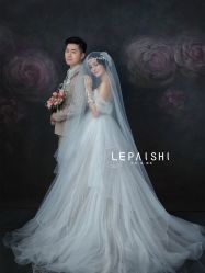 -乐派诗婚纱摄影