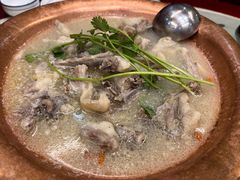 滋补羊尾锅-内蒙联营烧麦 草原石榴红(护国寺店)