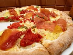 -城市大道红炉披萨烘焙坊