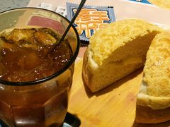 港式菠萝油-大头力茶餐厅(花都融创茂店)
