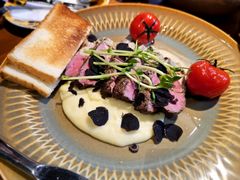 -JINNS锦时 steak&pizza(浸信会礼拜堂旧址店)