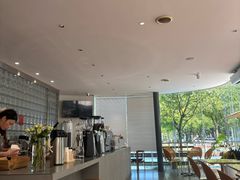-爱樂咖啡(青年体育公园店)