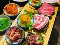 -明洞阿姨·韩式酱蟹烤肉·创意料理(三元桥店)