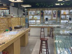 -三叶眼镜城(八佰伴店)
