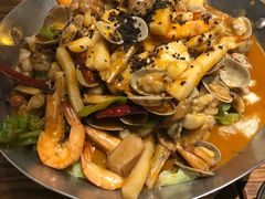 牛肝菌牛蛙霸王锅-云海肴·汽锅鸡·云南菜(苏州中心店)