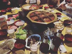 -江湖餐厅–重庆九宫格老火锅