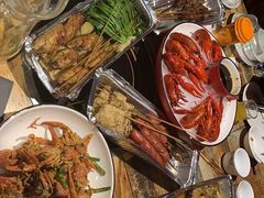 -虾弄弄海派小龙虾·牛羊蝎子火锅