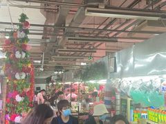 -花鸟鱼虫鲜花绿植市场(玉泉路店)
