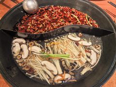 -周小明火锅(黑金冠社区店)