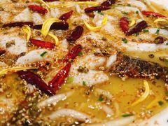 -渔语鱼酸菜鱼新川菜(来福士店)
