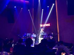 -TZ House音乐现场(来福士中心店)