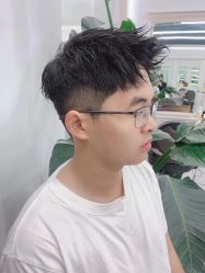 -尤司男士国潮理发馆