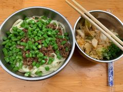素椒杂酱面-左撇子私房面