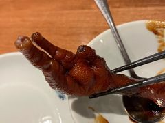弄堂里的卤鸡爪-弄堂里·寻味杭州(湖滨银泰in77C区店)