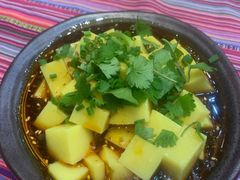 -香巴拉云南餐厅(华莱坞店)