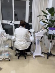 -凡碧诗毛孔清洁收细