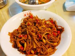 酸萝卜牛百叶-天下客饭店(中山路店)
