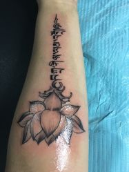 点击看大图 -越域刺青