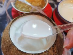 招牌椰子冻-椰爺爺·椰子冻砵仔糕