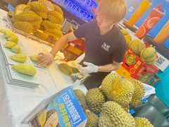 -领鲜活海鲜榴莲自助火锅(东门店)