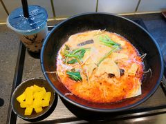 -鑫龙福麻辣烫(明洞站店)