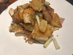 生猛青斑鱼骨煎炸-大良毋米粥(锦龙路总店)