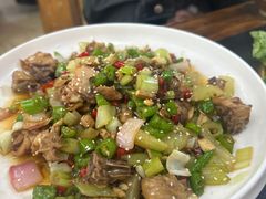 -八美镇邛崃土地坡饭店