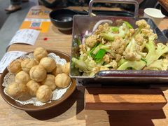 -川堂风·跷脚牛肉·乐山爆炒(宝山日月光店)