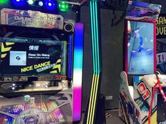 -世代星球·保龄球·镭战真人CS·团建(杨浦店)