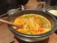 -银米·云南传统过桥米线(双廊黑金冠店)