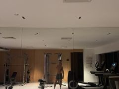 -上海松江假日酒店