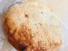 烧饼夹牛肉-老西关黄老太牛肉烧饼