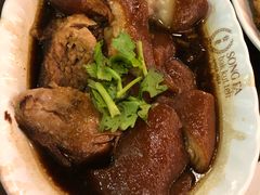 卤猪蹄-松發肉骨茶(先得坊店)