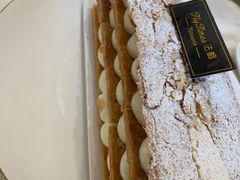 -法桐蛋糕·手作面包(万达公馆店)