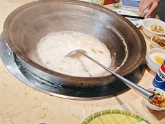 -陈大锅·岳阳鱼馆·地道岳阳菜(美食街店)