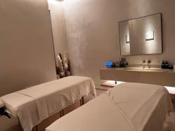 -依霖·艺术·SPA