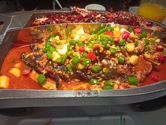 -江边城外烤全鱼(世茂广场店)