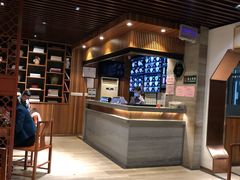 -亮亮面馆(经六路店)