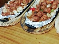-老东镇啤酒屋海鲜加工·蒸汽海鲜·海鲜烧烤(台东店)