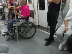 -宽窄巷子(地铁站)