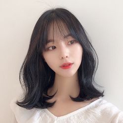 -变画·发型STUDIO
