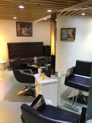 -SIX Hair Consultant