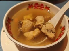 -邹开喜·小海鲜醉鸡煲·潮汕鲜切牛肉店(襄阳北路店)
