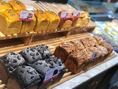 -万利隆·活力烘焙(人民路店)